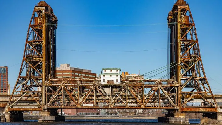 Amtrak awards contracts, prepares to begin major Dock Bridge Rehabilitation Project